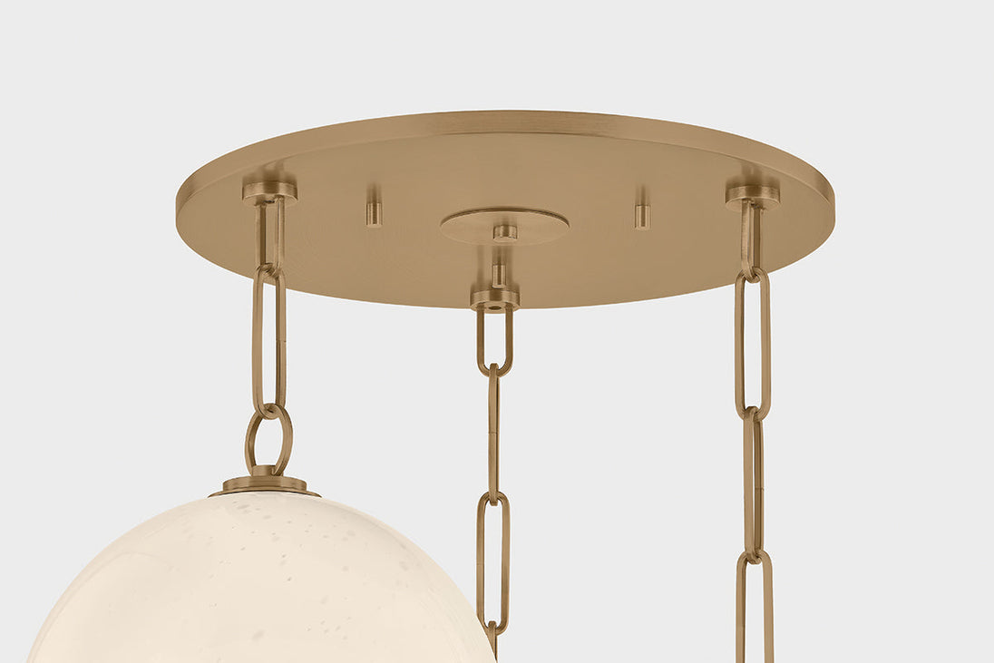 Bramble chandelier detail view