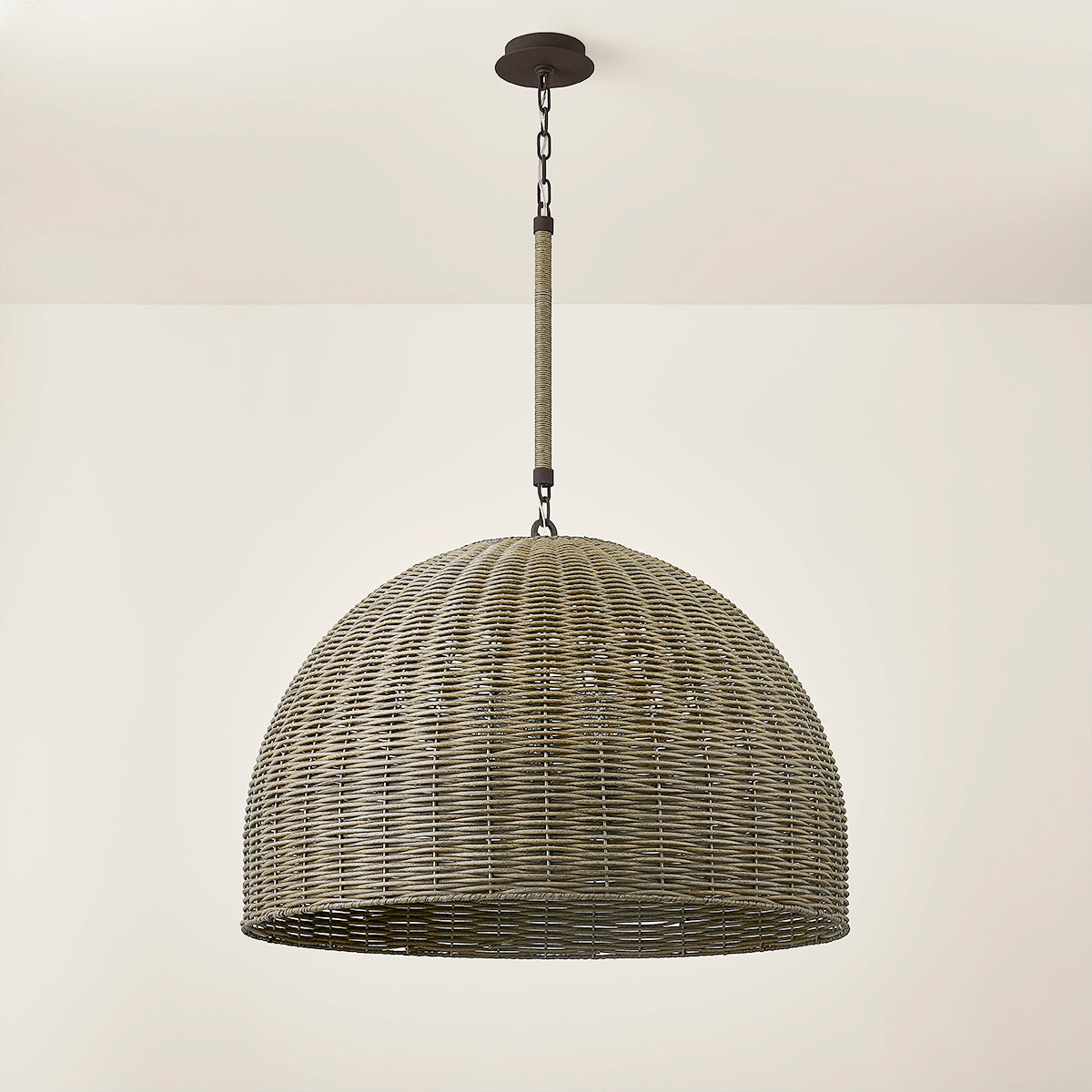 Huxley Exterior Pendant detail view