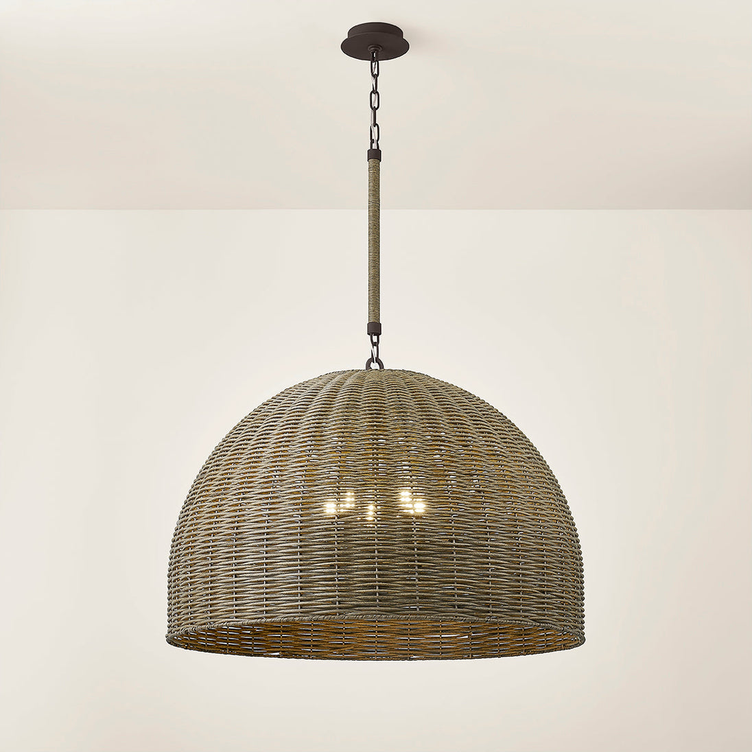 Huxley Exterior Pendant detail view