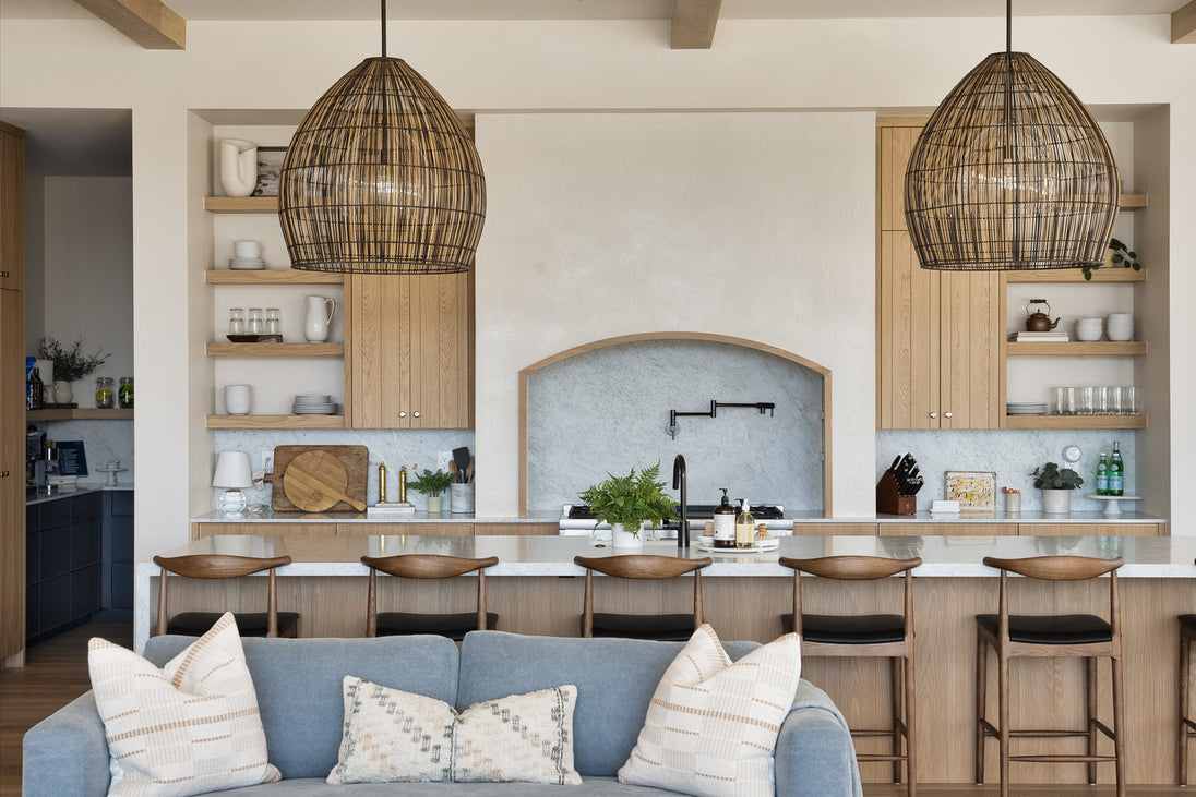 Holden Exterior Pendant lifestyle setting