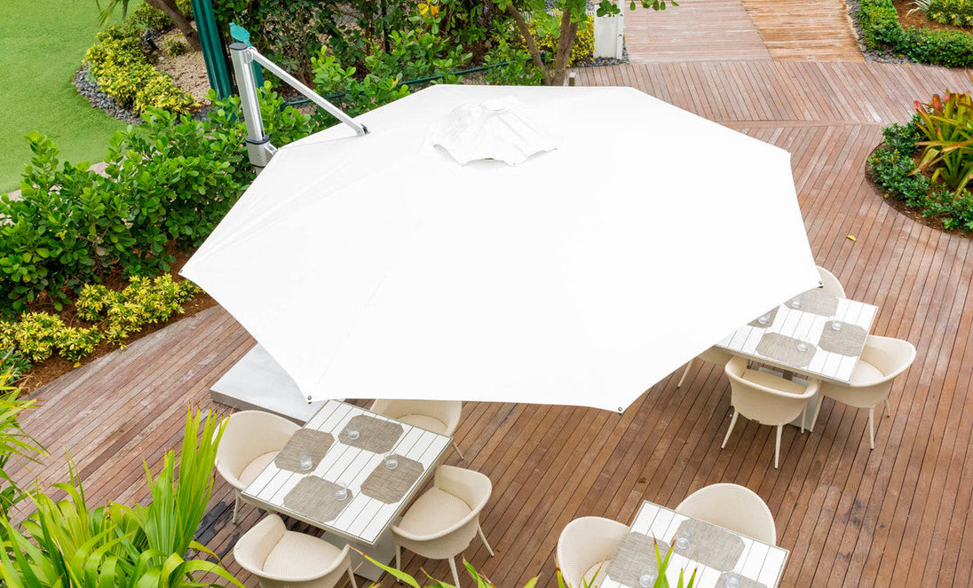 Ultra Cantilever Umbrella 11' Octagon - White
