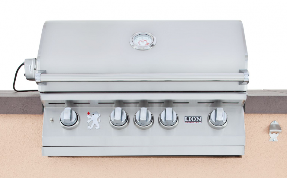 Lion Premium Grills Superior Q BBQ Island Layout